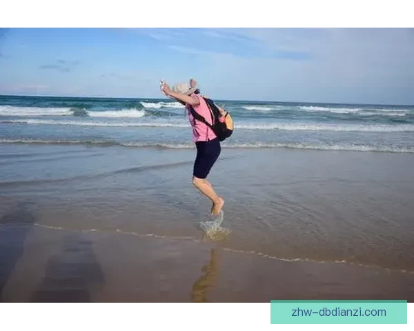 极限挑战！掀起浪花飞溅的激情冲浪大奖赛精彩掠影